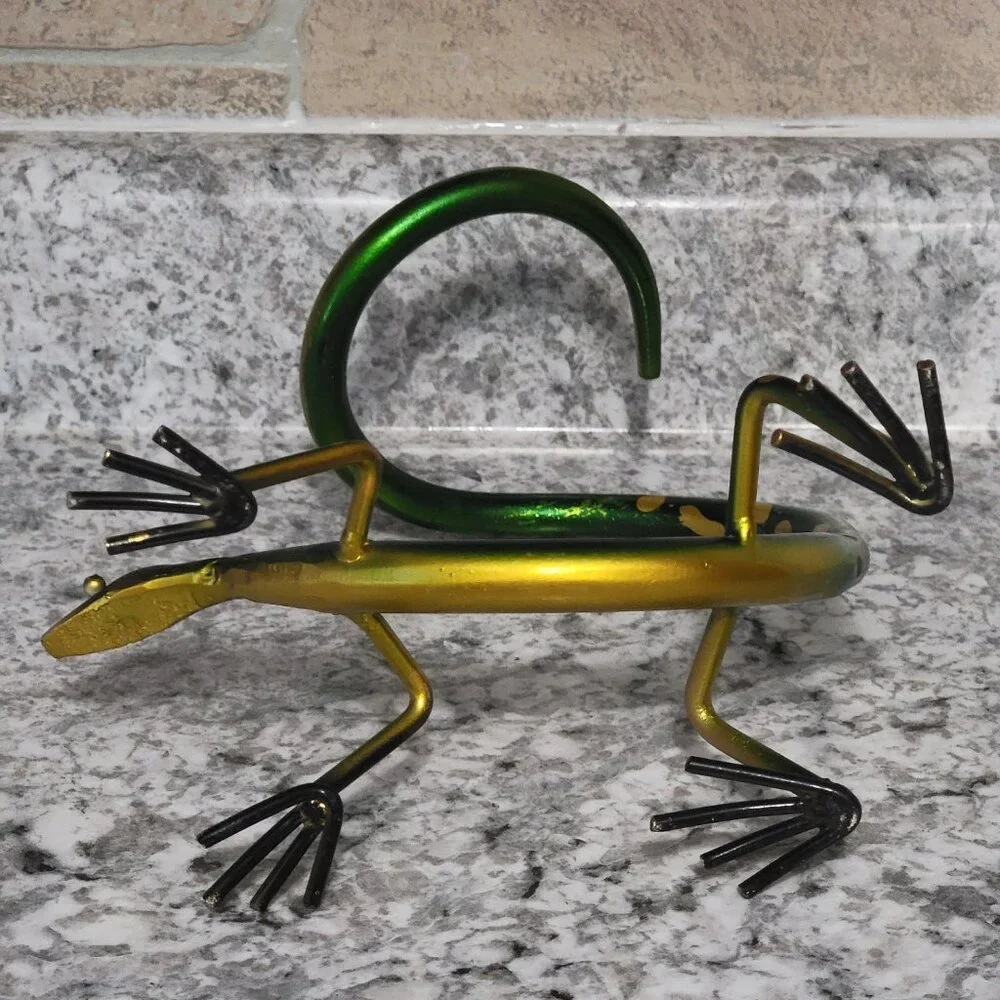 Vintage Lizard Wine Bottle Stand - Picture 4 of 5